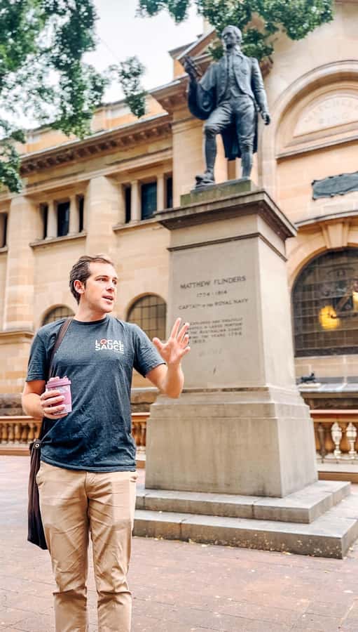 Sydney: City & The Rocks 3.5-Hour Walking Tour with a Drink - Customs House Start: the quickest way to understand Sydney