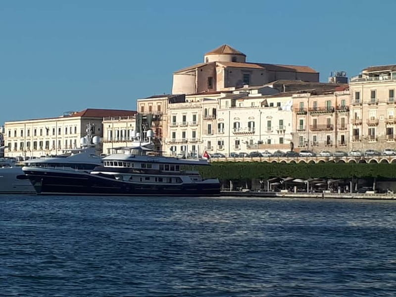 Syracuse: Ortigia and Neapolis Guided Walking Tour - Paradise Latomia and the Ear of Dionysos: why this site feels strange in the best way