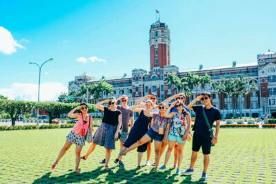Taipei: Old Town Walking Tour - Meeting at NTU Hospital MRT and Getting a Feel for the Pace