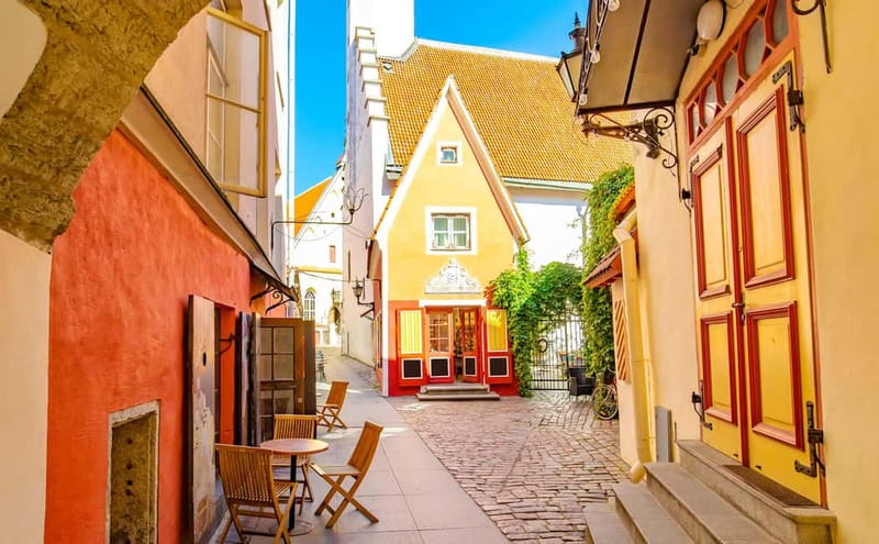 Tallinn Old Town: Stories and Views 2‑Hour Walking Tour - Stop-by-stop: what each major landmark adds to the story