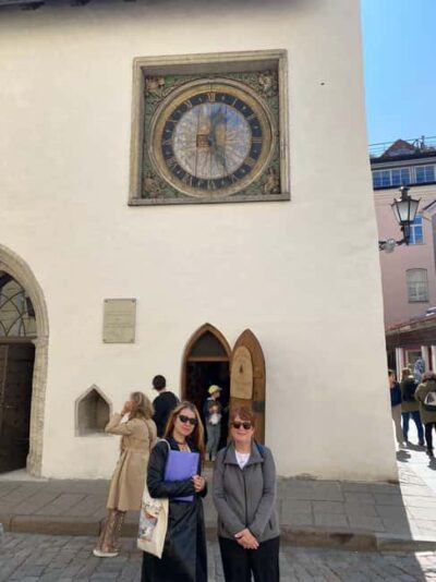 Tallinn: Private Walking Tour with a Local - Choosing your pickup: Tallinn D-Terminal, your hotel, or a quiet café