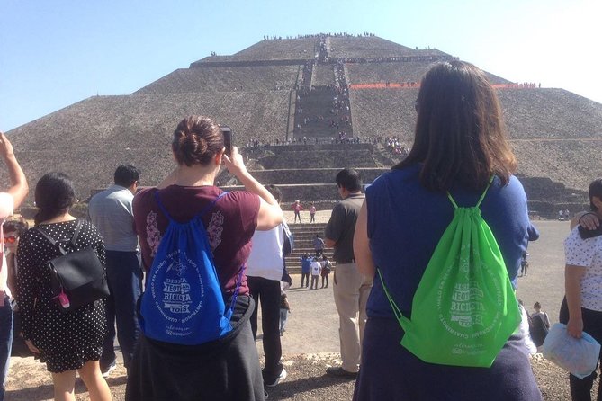 Teotihuacan Hot Air Balloon Ride with Optional Bike or Walking Tour - Breakfast with mariachi energy: fueling the rest of the day