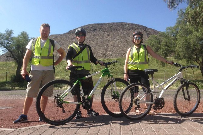Teotihuacan Hot Air Balloon Ride with Optional Bike or Walking Tour - Teotihuacan on the ground: Sun, Moon, murals, and Quetzalcoatl