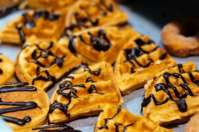 The 10 Tastings of Cape Town With Locals: Private Food Walking Tour - Starting at Greenmarket Square, where Cape Town actually moves
