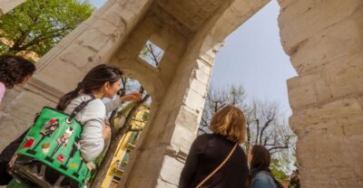 The Highlights of Verona Small Group Walking Tour - Meeting points and start time: Teatro Ristori or the Arena