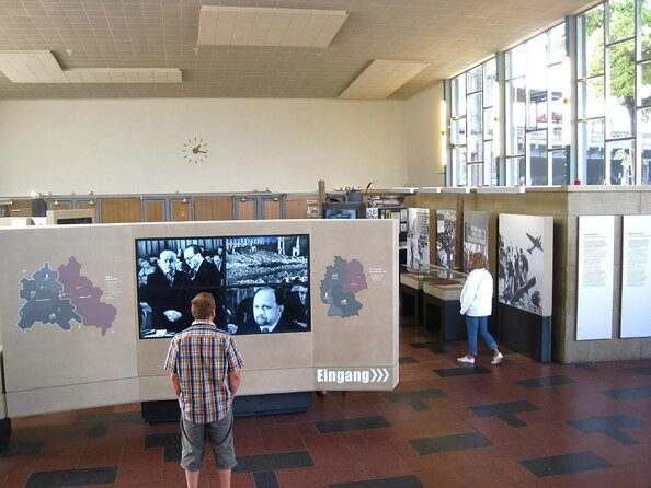 The History of Berlin: WWII PRIVATE Walking Tour With Locals - Where You Start: Oranienburger Str. and Getting Oriented Fast