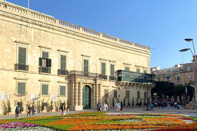 The Original Valletta Walking Tour - The hidden value: the walking pace, photo stops, and a mid-tour reset