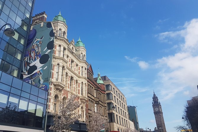 The Real Eclectic Belfast City Walking Tour/Experience. - Stop 1: Belfast City Hall and the origin story you’ll carry all day