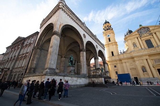 Third Reich Walking Tour Munich - Old Town Hall: the story behind official power