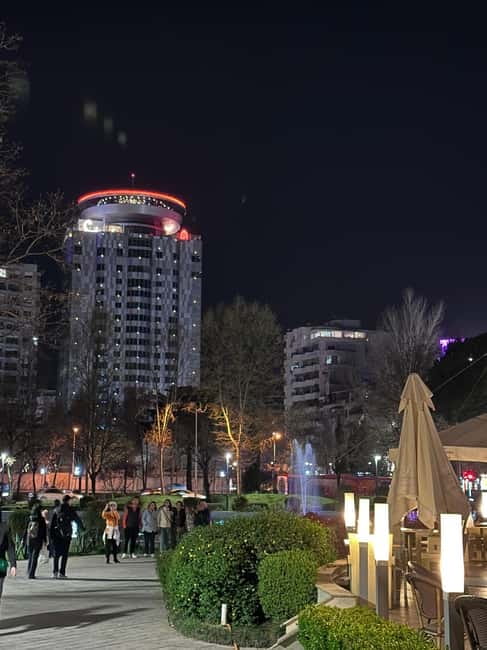 Tirana Center: Magic Walking Tour French/Italian/English Etc - Skanderbeg Square and the National History Museum: building your Tirana timeline