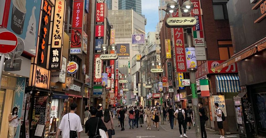 Tokyo: Shibuya Highlights Walking Tour - Starting at Hachiko: Finding the SHIBU HACHI BOX Fast