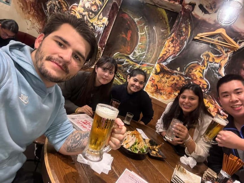 Tokyo: Shinjuku Bar Hopping & Night Walking Tour - The pacing reality: when dinner takes longer than planned
