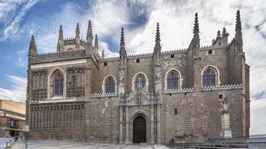 Toledo: Guided Monument Walking Tour with Wristband Pass - Zocodover Square Start and How the Wristband Works