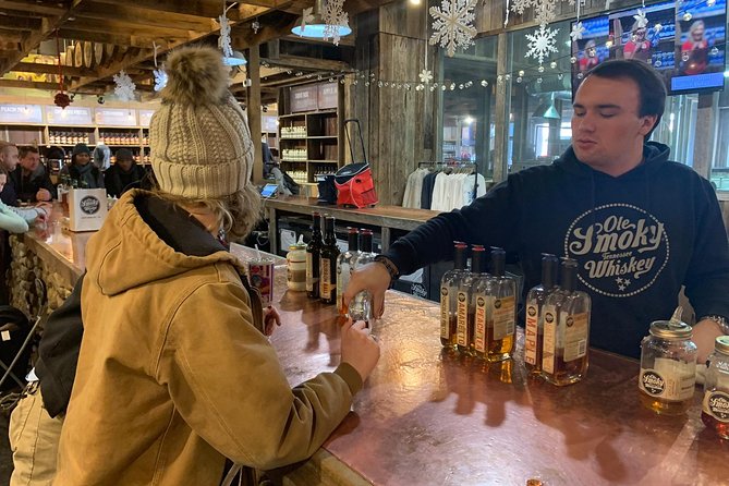 Top Rated Wine and Shine Walking Tour - Moonshine, wine, and a plan that makes sense in Gatlinburg