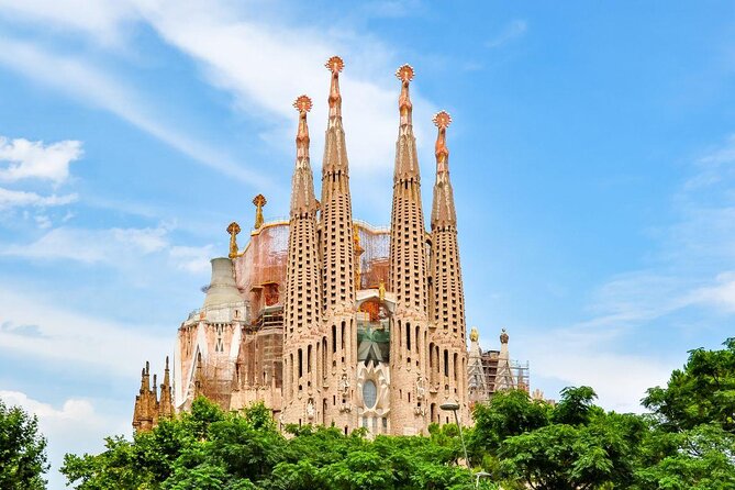 Treasures of Barcelona: Private Gaudi Walking Tour - Key highlights that make this Gaudí tour worth your time