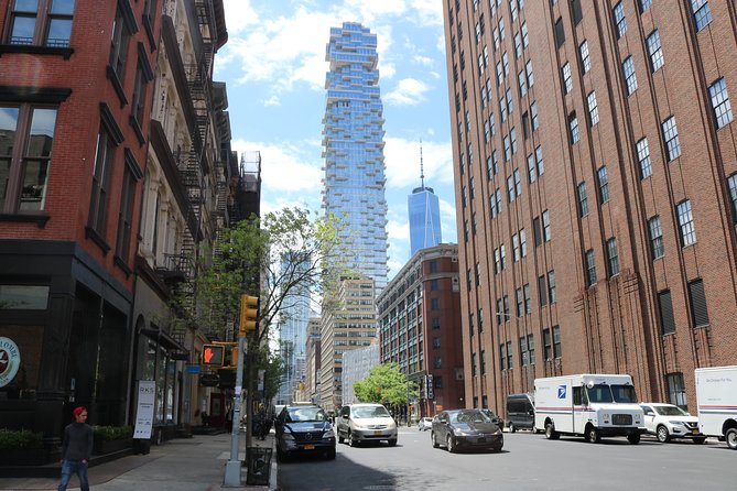 Tribeca Architecture And History Walking Tour - How the Tour Feels in Motion: Pace, Breaks, and Small-Group Energy