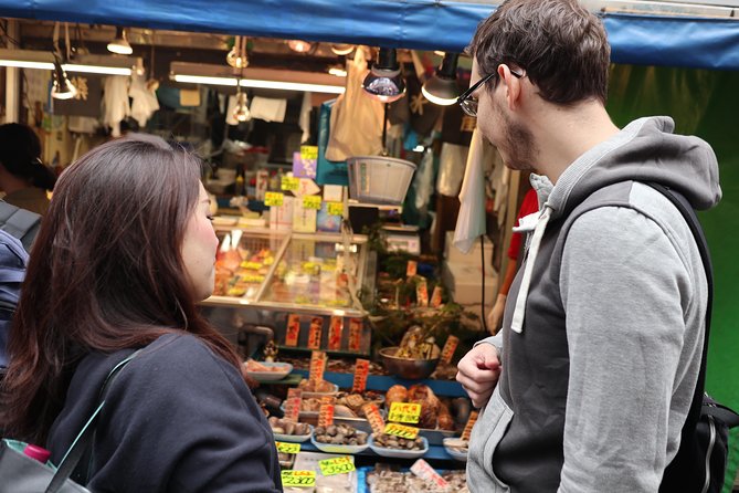 Tsukiji Fish Market Small-Group Food Walking Tour - Meeting at Tsukiji Station and Getting Oriented Quickly