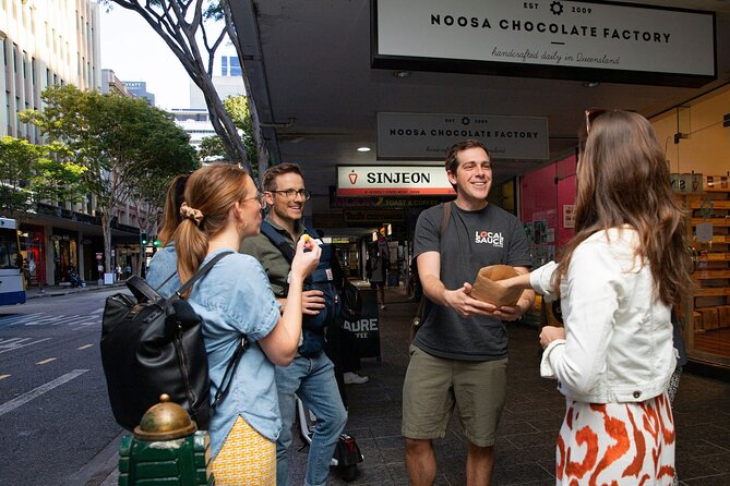 Ultimate Brisbane Walking Tour (Small-Group, Drink Included) - Queen Victoria Monument and the naming story behind Queensland