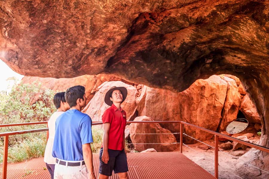 Uluru: Guided Walking Tour at Sunrise with Light Breakfast - What to Bring (So the Walk Stays Enjoyable)
