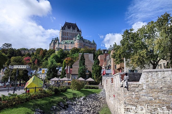 Uncover Old Quebec: Fun Walking Tour of the City with Local Guide - The Group Size and Listening Factor (Big Deal for Walking Tours)