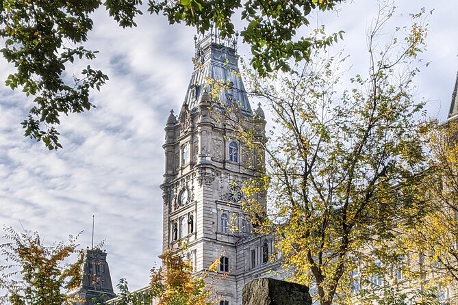 Uncover Old Quebec: Fun Walking Tour of the City with Local Guide - Where You Start and Where You End: Simple Route Thinking