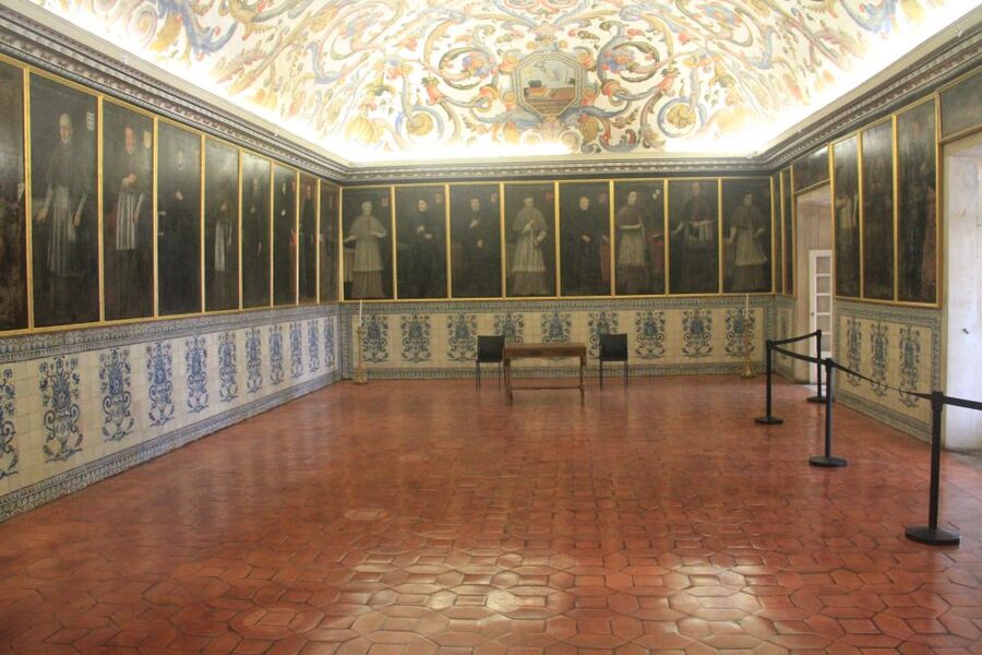 University of Coimbra Walking Tour - Rain, photos, and your comfort plan