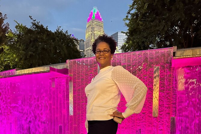 UPTOWN FUNK: 1 Hour Guided City Walking Tour in Charlotte - Romare Bearden Park: Queen Charlotte, King Haigler, and Local Legends