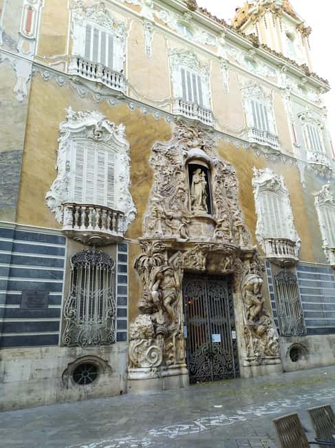Valencia: City Walking Tour with Top Attractions - ITALIAN - Before You Go: What This 2.5-Hour Walk Really Delivers