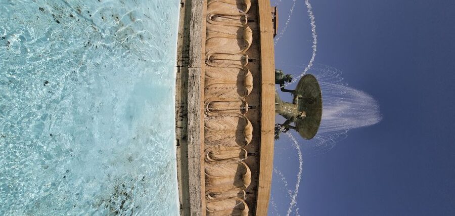 Valletta: City Walking Tour in a Small Group - Republic Square, St George’s Square, and Independence Square