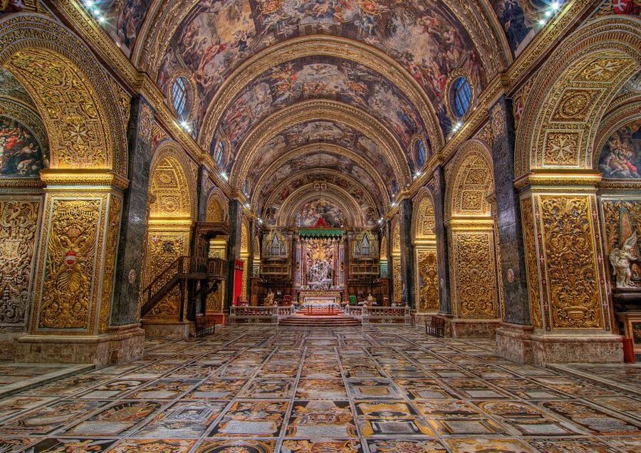 Valletta: Guided Walking Tour with Optional Cathedral Tour - Knights of Malta streets: medieval buildings with a purpose