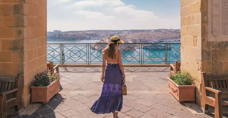 Valletta: Half-Day City Discovery Walking Tour - Meeting at Phoenicia Malta and getting your bearings fast
