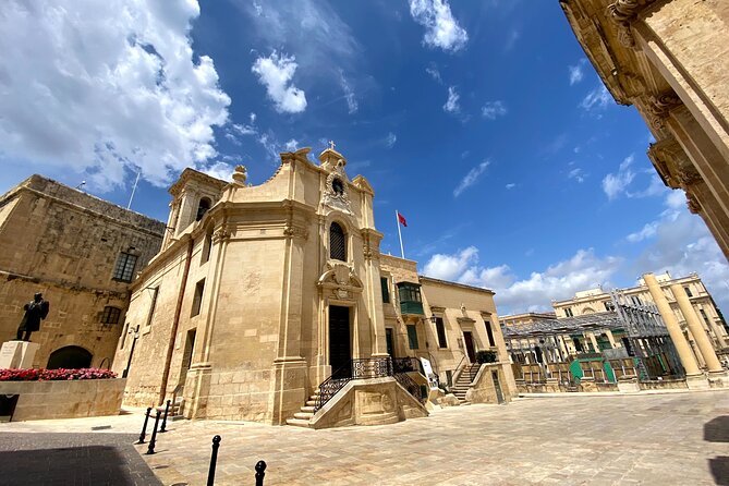 Valletta Private Walking Tour - Upper Barrakka Gardens: the Grand Harbour view break you’ll feel in your feet