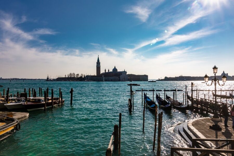Venice: City Center Historical Guided Walking Tour - Timing and Water Levels: When High Tides Change the Tour