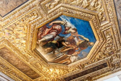 Venice: Doge's Palace and St Mark's Basilica Walking Tour - Doge’s Palace Skip-the-Line Entry: Where Venetian Power Actually Lived