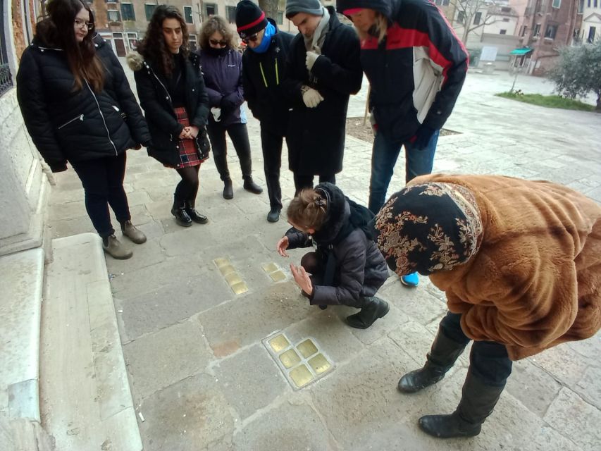 Venice: Jewish Ghetto Walking Tour with Synagogue Visits - Campo di Ghetto Nuovo: where your Venice day turns serious