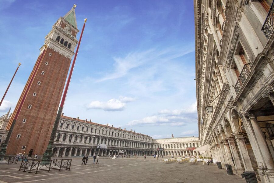 Venice: Morning Walking Tour - Teatro Malibran and the Mercerie: from Renaissance commerce to today’s stroll