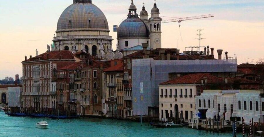 Venice: Must-See Attractions Walking Tour - Basilica dei Frari: a big church stop that’s worth the time