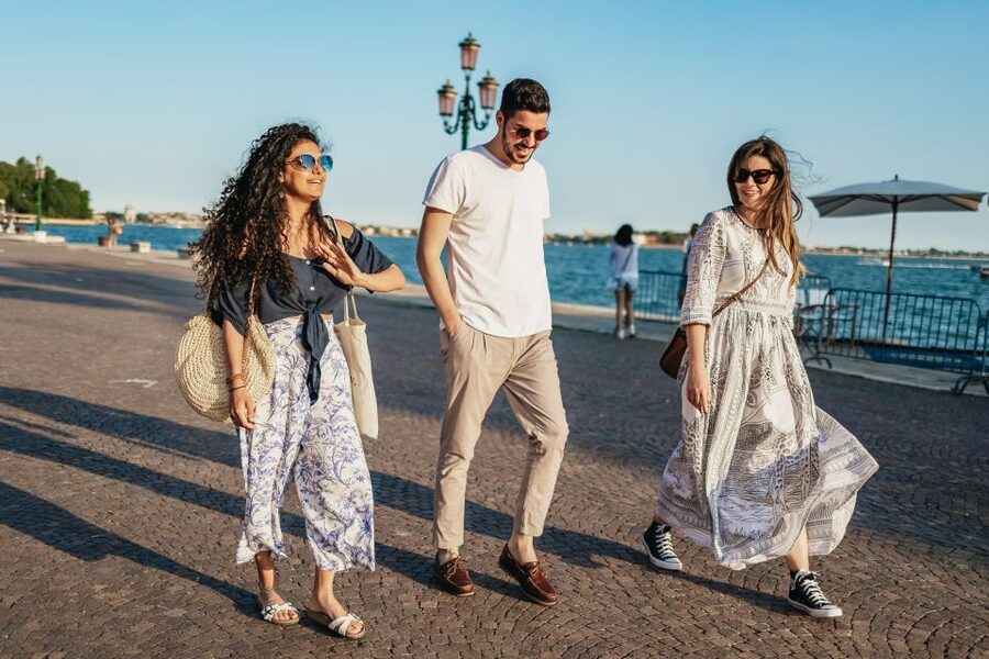 Venice: Private Walking Tour with a Local - Food, Shopping, and Art Stops: Cicchetti, Gelato, and Rossetto Glass