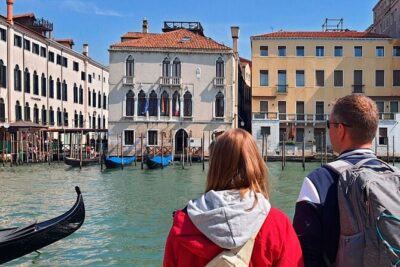 Venice Sightseeing Small Group Walking Tour with a Local Guide - Campo San Pantalon: Your Quick Primer on Venice’s Neighborhood Logic
