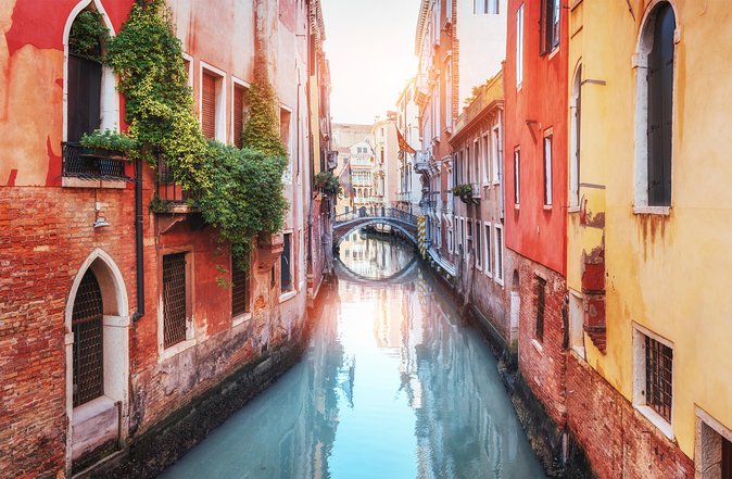 Venice Walking Tour and Gondola Ride - Where You Meet and How the Start Works Near St Mark’s