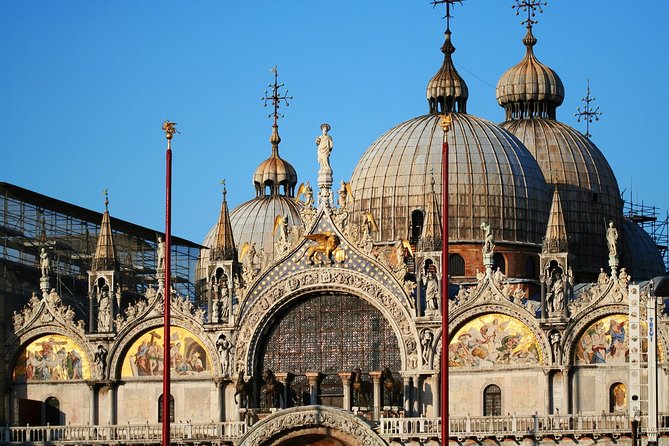 Venice Walking Tour plus Skip the Lines Doge's Palace and St Mark's Basilica Tours - St. Mark’s Basilica: Skip the Line, Then Dress for the Door