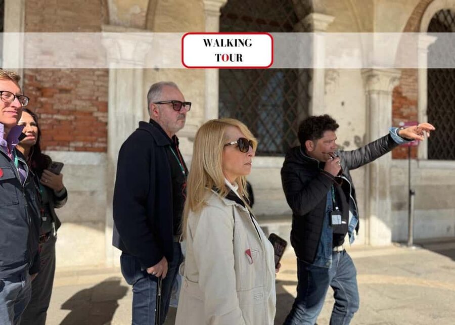 Venice: Winter Walking Tour & Romantic Gondola Ride Upgrade - Key highlights worth your attention