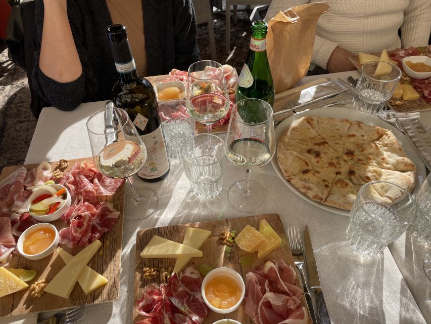 Verona: City Walking Tour with Cable Car & Wine Aperitif - Ponte Pietra and the Adige Riverfront: The Best Part Often Feels Like a Story Walk