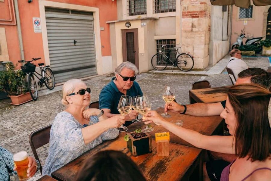 Verona: Food and Wine Tasting Walking Tour - Verona by taste: what this food and wine walk really delivers