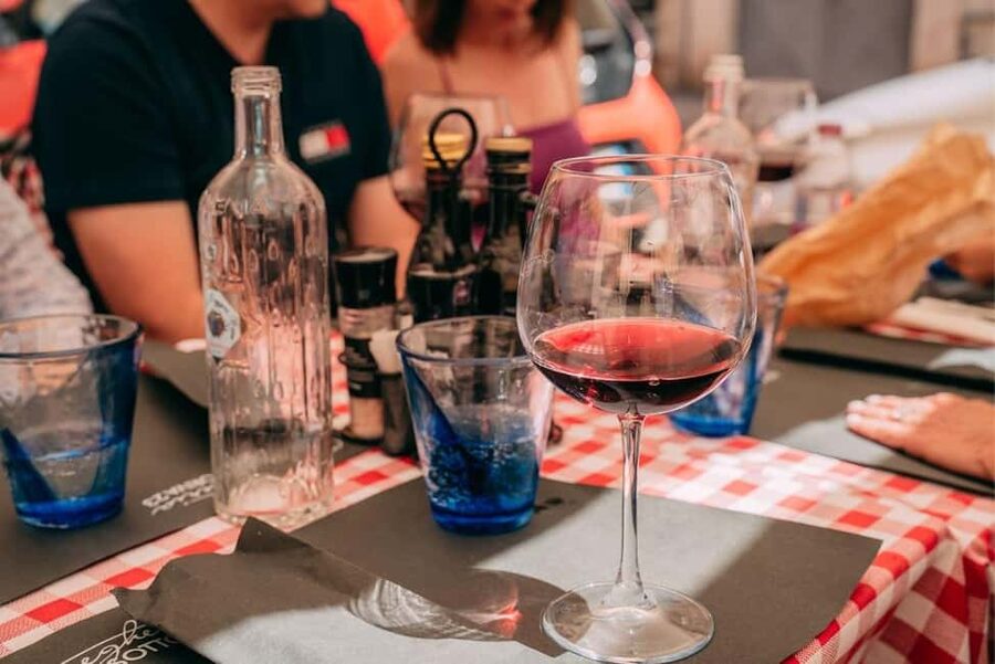 Verona: Food and Wine Tasting Walking Tour - Risotto all’Amarone in a regional trattoria: the lunch highlight