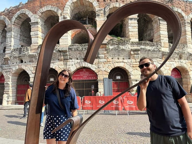 Verona: Guided Small Group Walking Tour of the City of Love - Arche Scaligere: another major visual on the loop