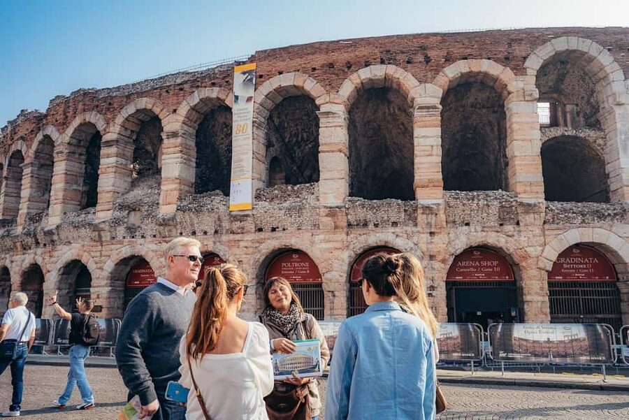 Verona: Highlights Walking Tour with Arena Priority Access - Arco dei Gavi and Porta Borsari: Roman structure with street-level scale