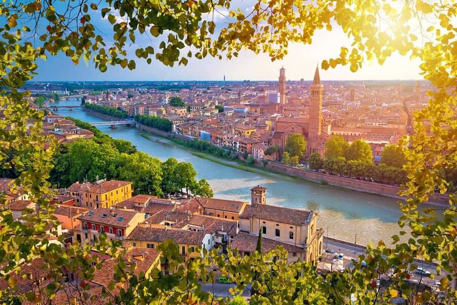 Verona: Small Group Guided Walking Tour with Arena Tickets - Romeo’s House and Juliet’s Balcony: Shakespeare Stops Without the Museum Feel
