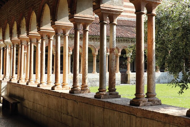 Verona Walking Tour with Audio and Written Guide by a Local - Ponte Garibaldi: A Bridge With a Past Trick