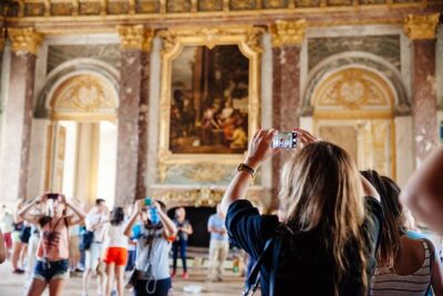 Versailles Château and Gardens Walking Tour - Meeting at 10 Av. du Général de Gaulle: A Simple Start for a Busy Place
